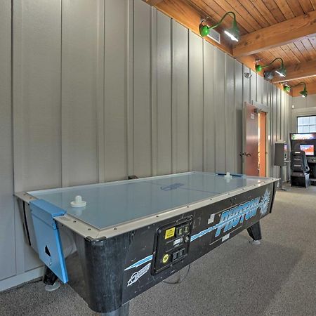 Klamath Falls Vacation Rental With Resort Amenities! エクステリア 写真