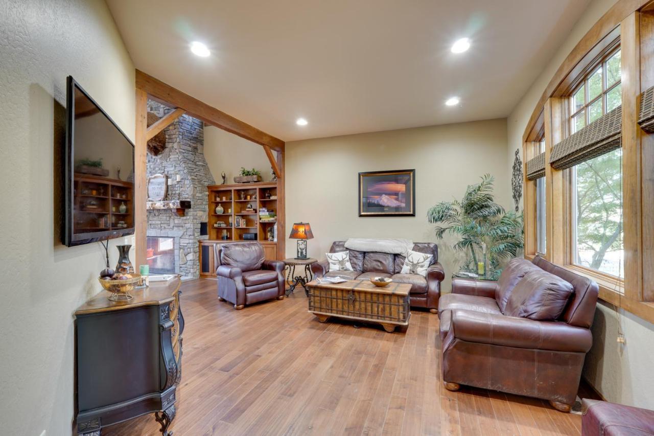 Klamath Falls Vacation Rental With Resort Amenities! エクステリア 写真