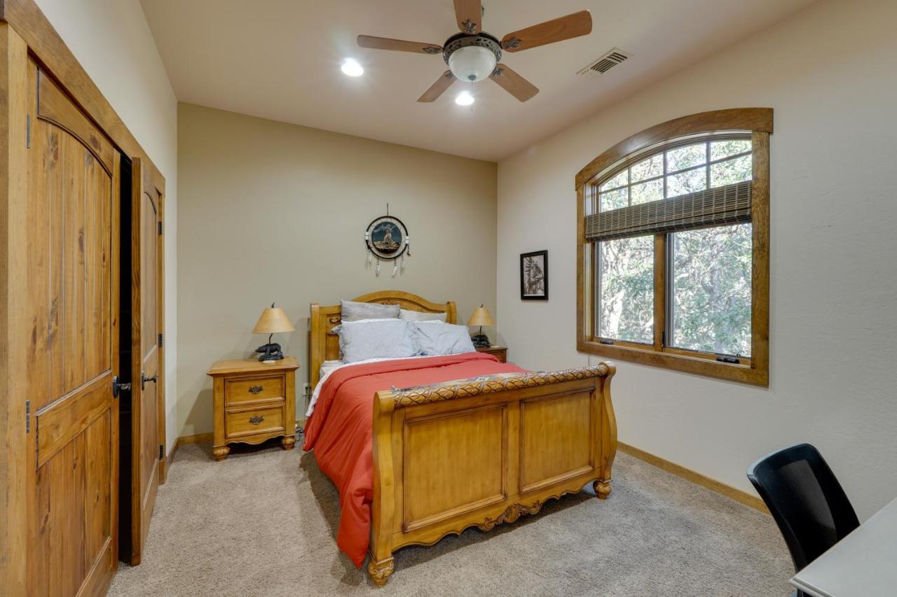 Klamath Falls Vacation Rental With Resort Amenities! エクステリア 写真